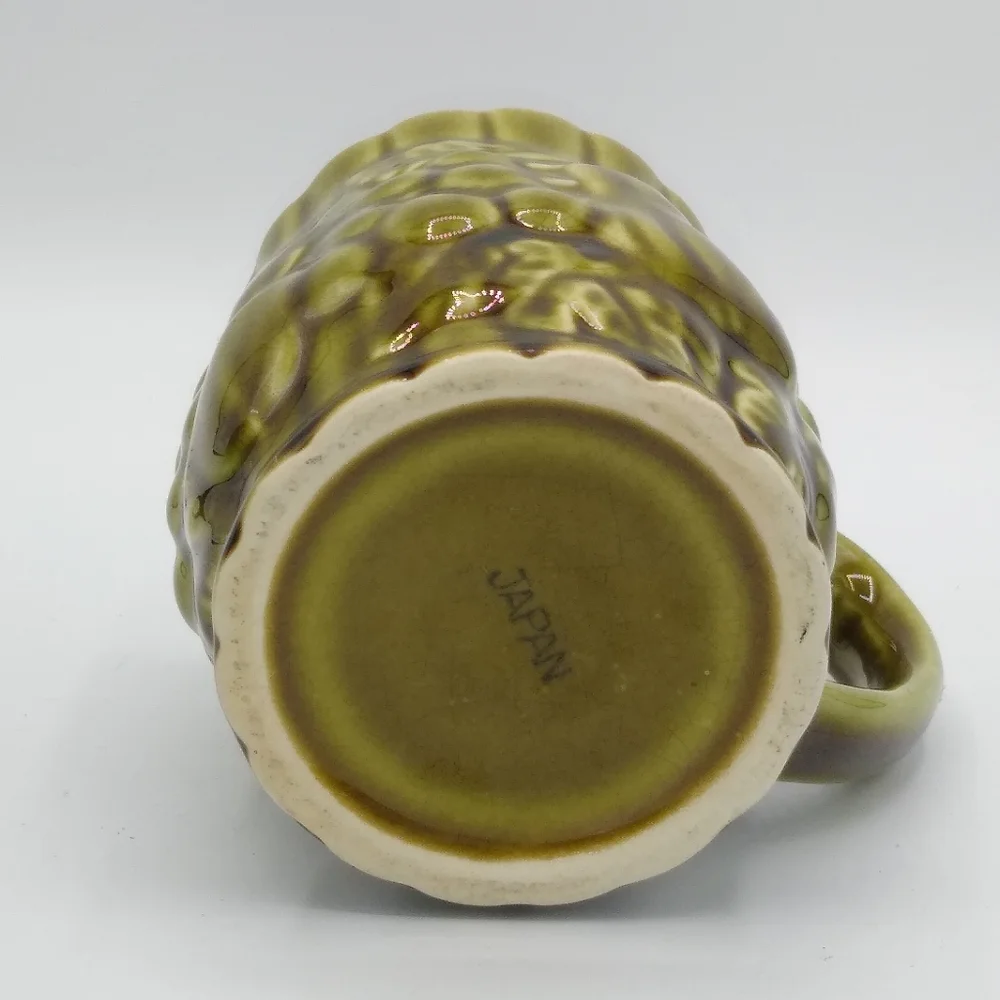 Japan Ceramic Embossed Relief Fruit Grapes Pears Avocado Green Tea Cup Mug Vtg